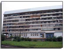 un immeuble en mauvais état à Irkoutsk