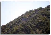vue en contre plongée de la muraille de Chine