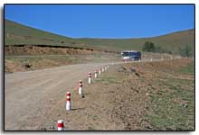 route défoncée en arrivant au Terelj